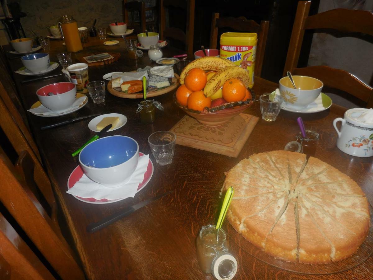 Bed and Breakfast Les Rouches Cormeray Exterior foto