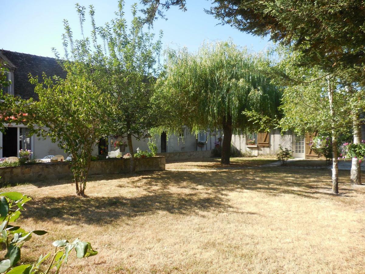 Bed and Breakfast Les Rouches Cormeray Exterior foto