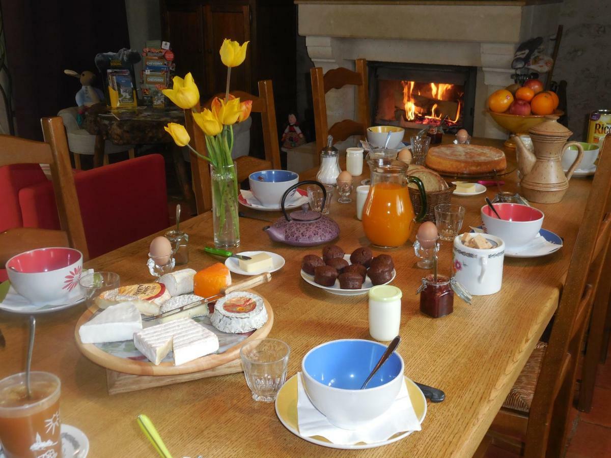Bed and Breakfast Les Rouches Cormeray Exterior foto