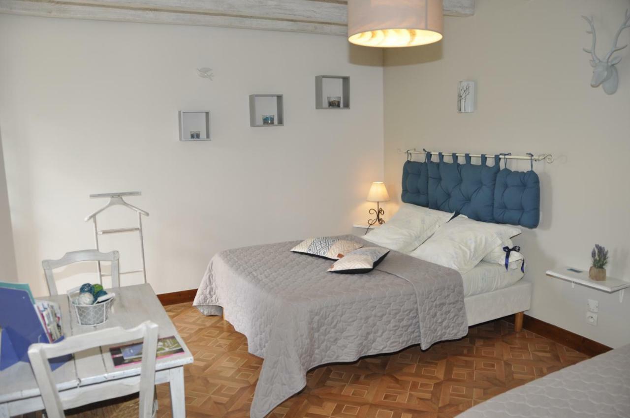 Bed and Breakfast Les Rouches Cormeray Exterior foto